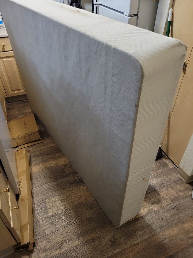 Free Box Spring (Full Size)