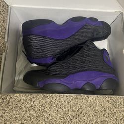 NIKE AIR JORDAN RETRO 13!! 