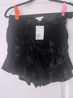 NEW H&M shorts