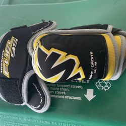 Mission Fuel 95 Elbow Pads -size Medium 