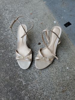 Ann Talor Heels Size 6.5