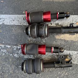 08-14 WRX AIR STRUTS