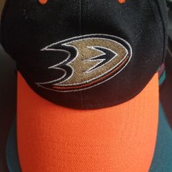 2 Anaheim ducks Hats