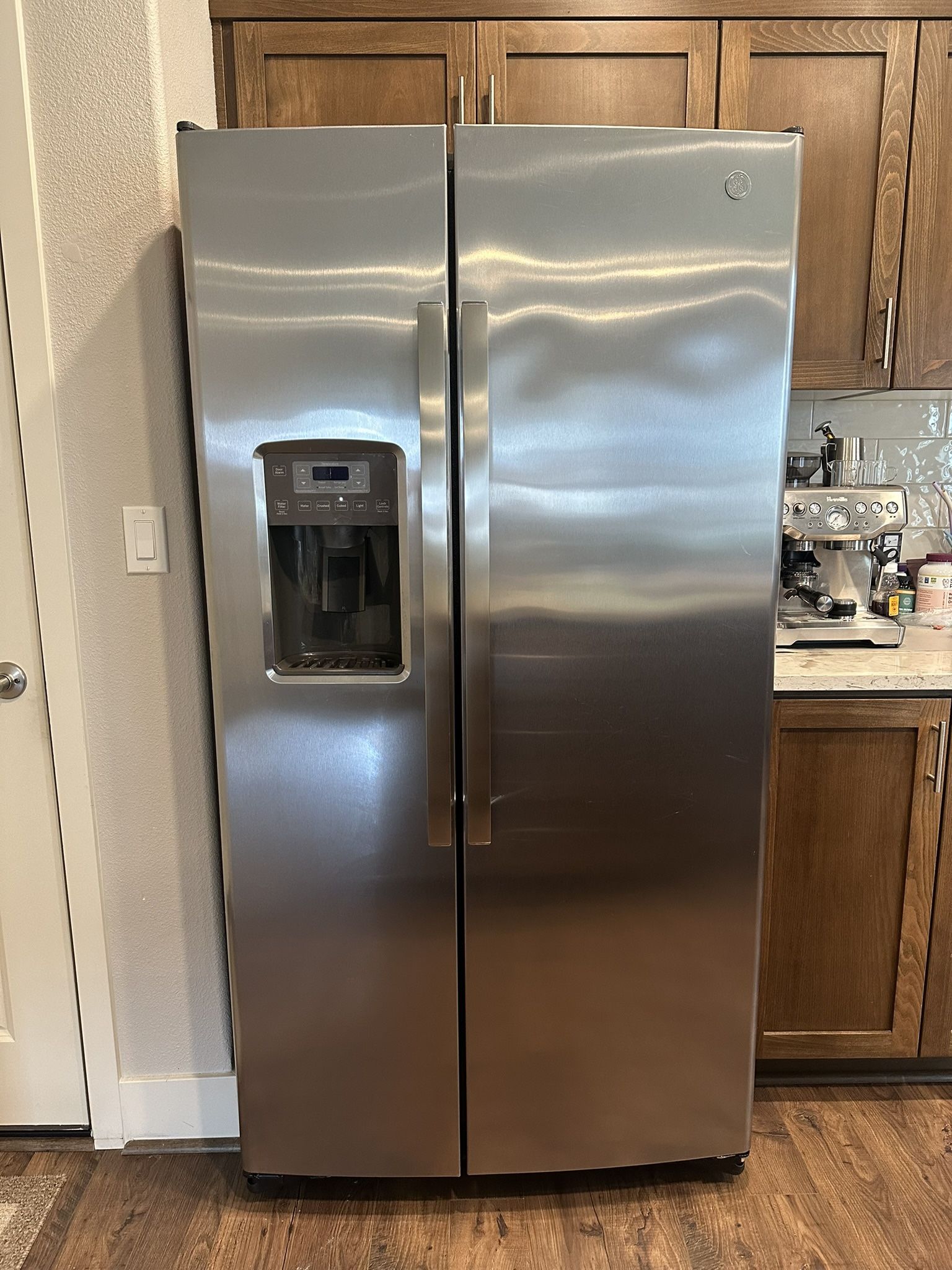 GE Fridge