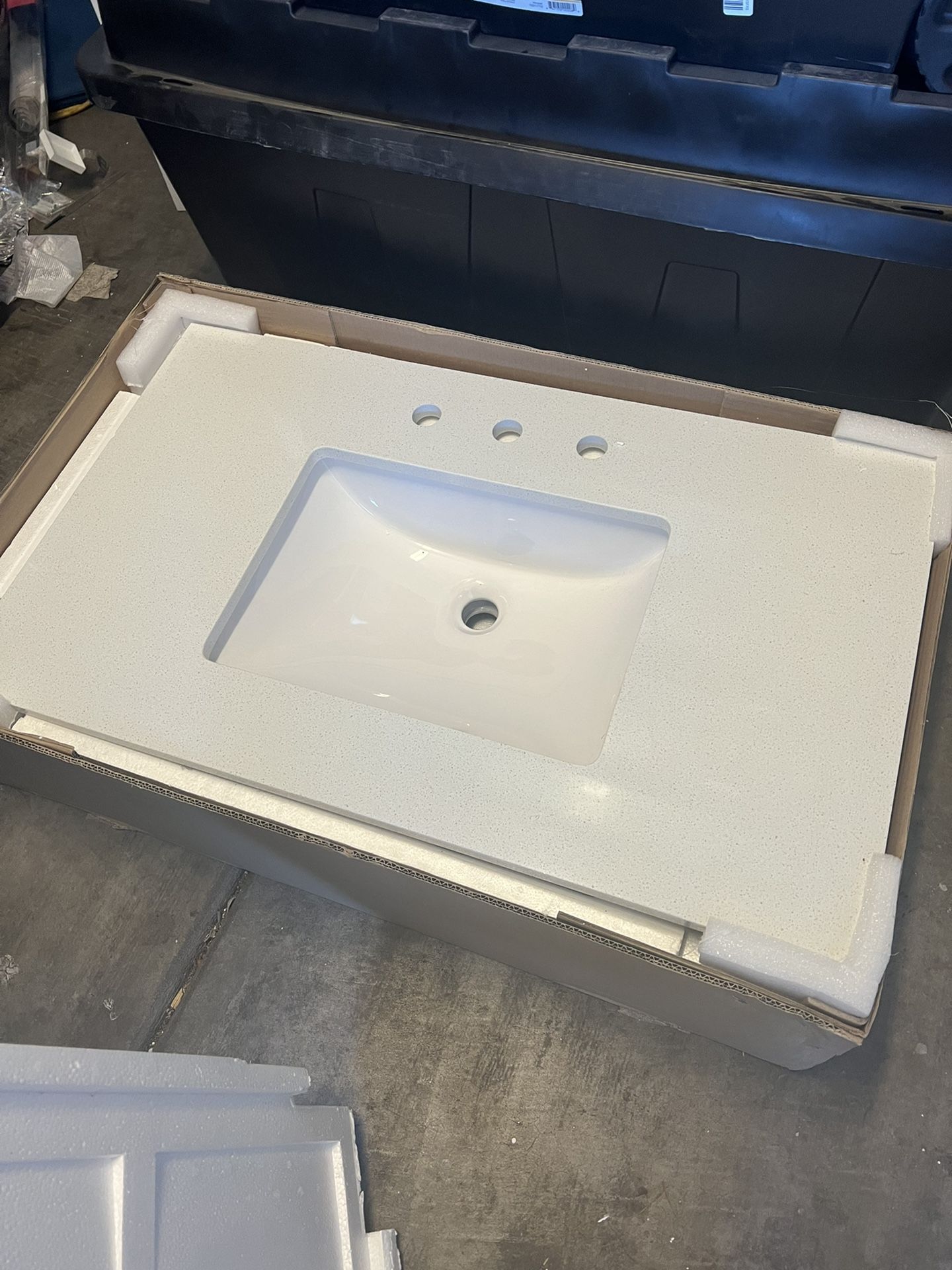 Allen Roth Home & Garden