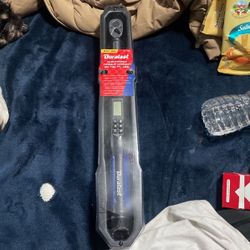 3/8 Dr. Duralast Electronic Torque Wrench 20-100ft. LBS