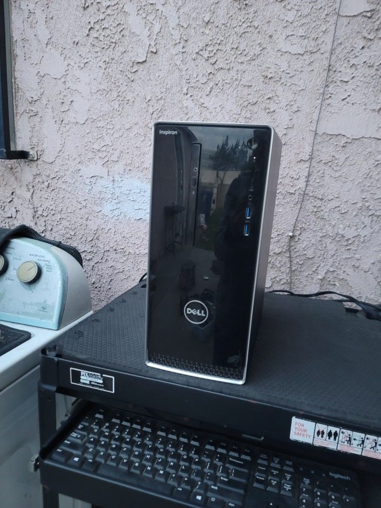Dell PC: Core i7, 1TB, Windows11 V-24H2, 16GB DDR4, Wi-Fi,  HDMI, MS-office. HDMI Port.