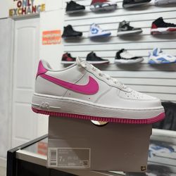 Nike AF LOW $110 Size 4,4.5,5,5.5,6,6.5,7y inside Mercado DESERT SKY MALL