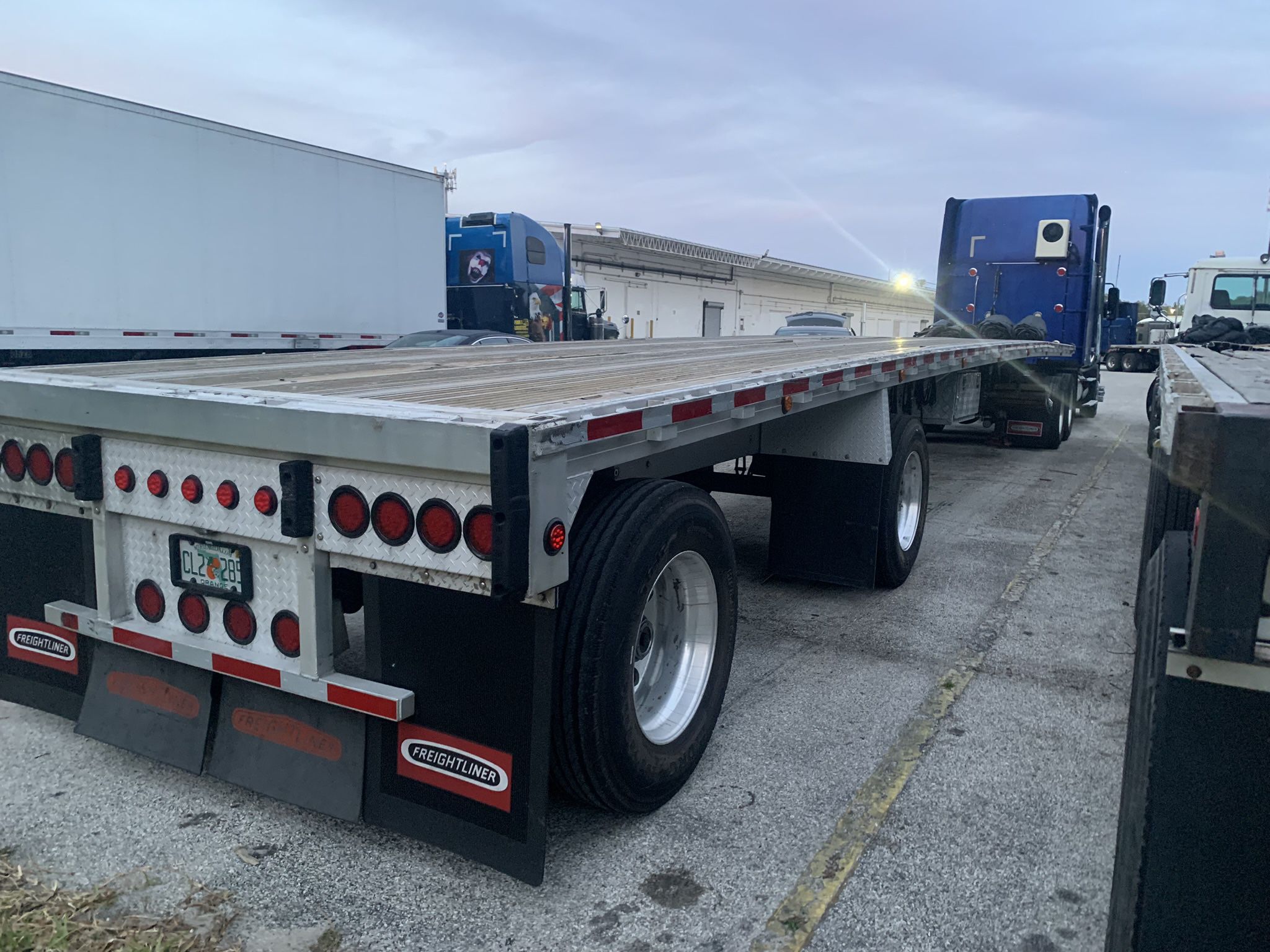 1998 Reitnouer Flatbed 48 Ft