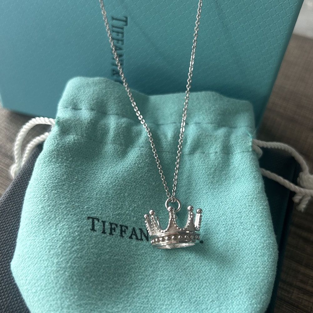 Tiffany & Co 925 Silver Crown Pendant Necklace