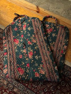 Vera Bradley garment bag—excellent condition