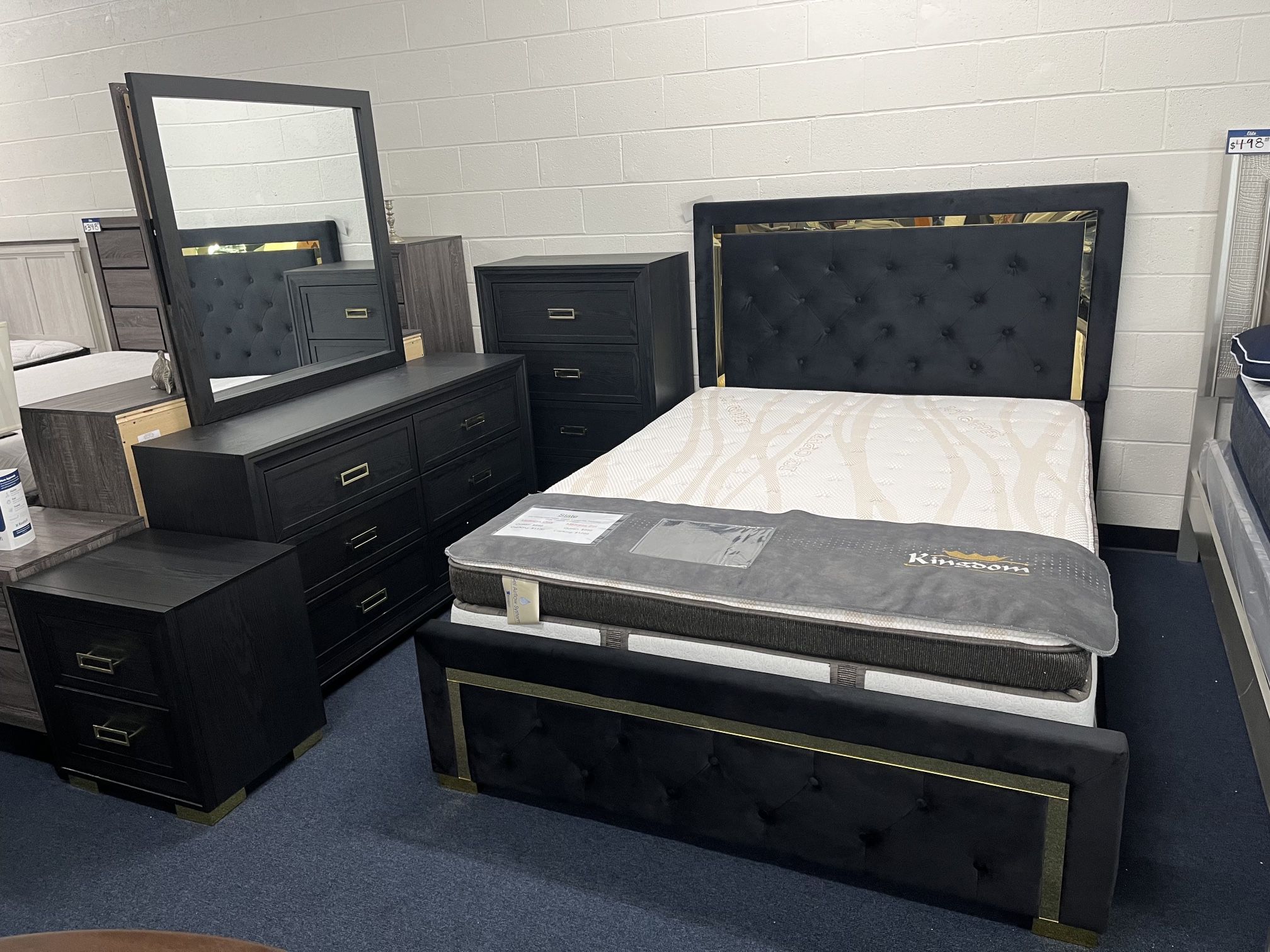 4 Pc Queen Black Bedroom Set ( Bed Frame, Dresser, Mirror And One Nightstand) 