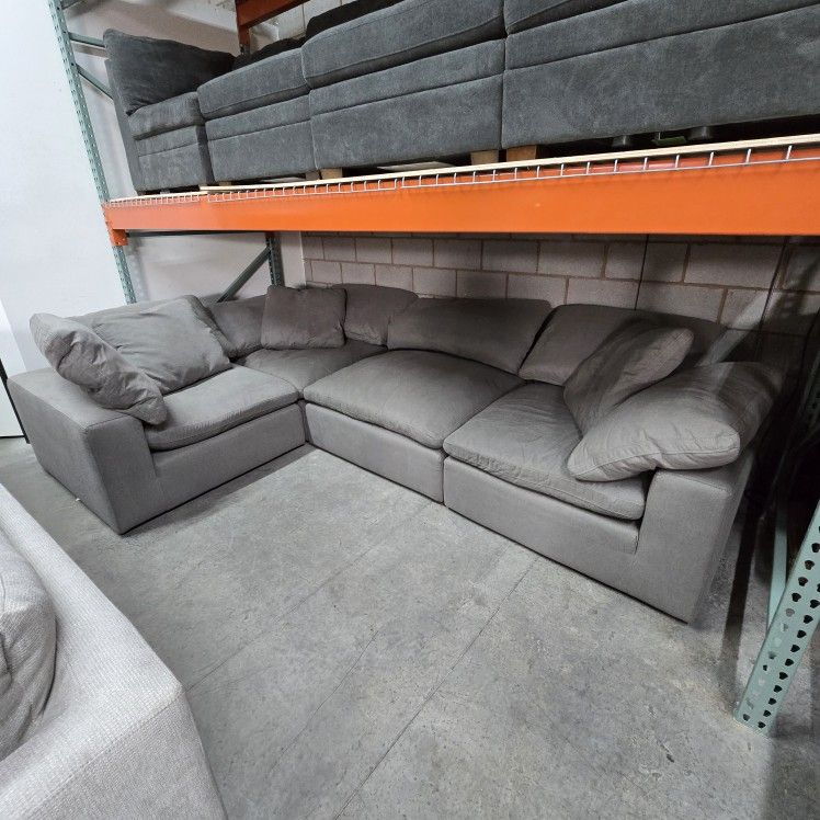 🛋 PLUSH CLOUD MODULAR SECTIONAL- FREE DELIVERY! 🚛💨