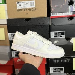 DS Nike Dunk Low Coconut Milk size 10W 8.5M