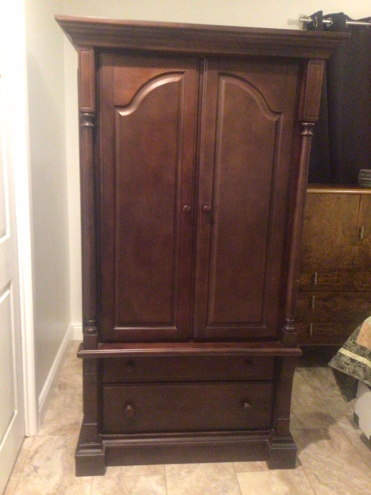 Armoire