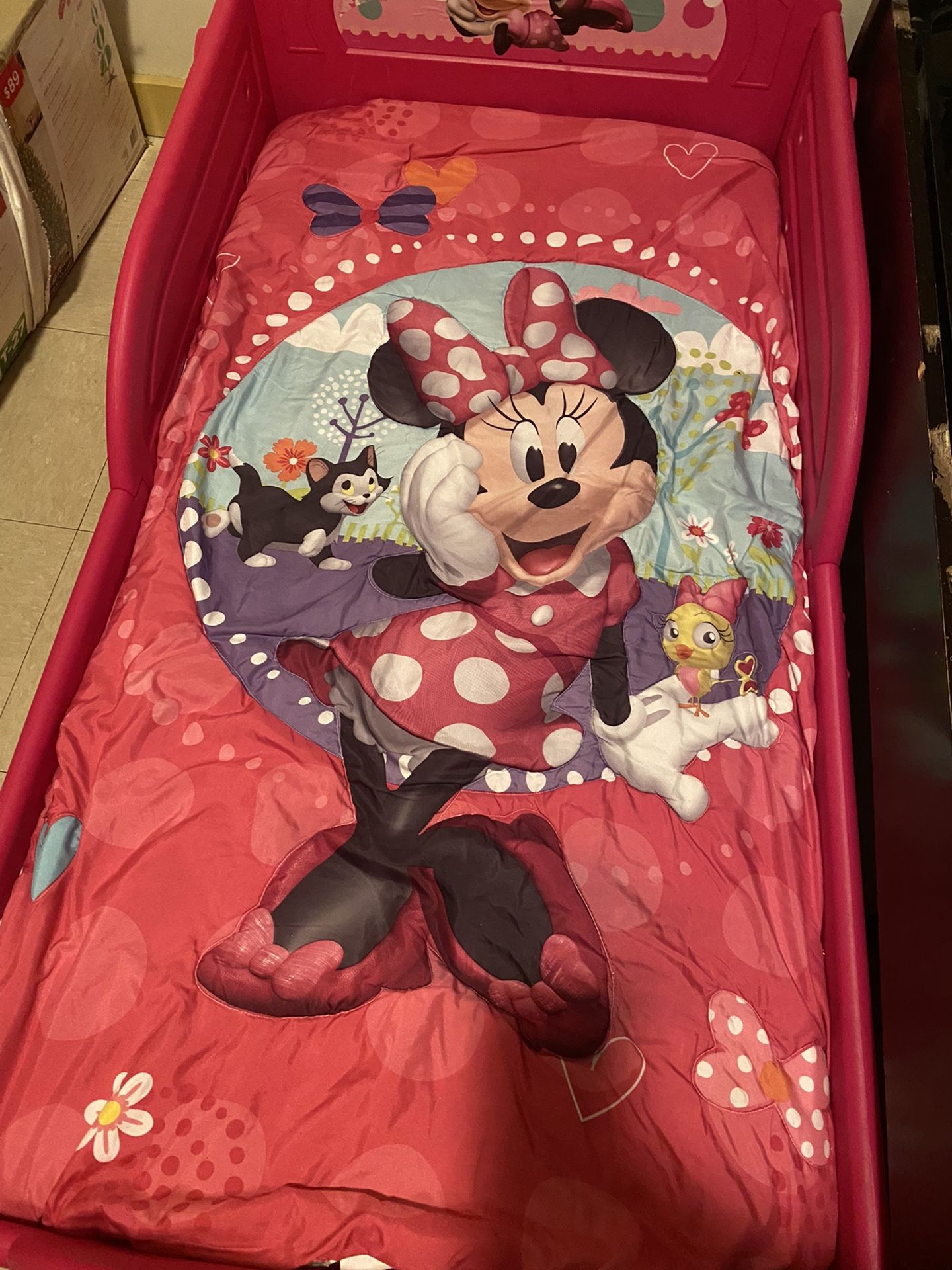 Minnie Mouse Bed 