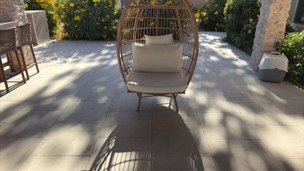 Egg wicker chair