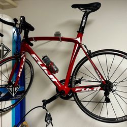 Fuji SST Full Carbon Fiber Road Bike