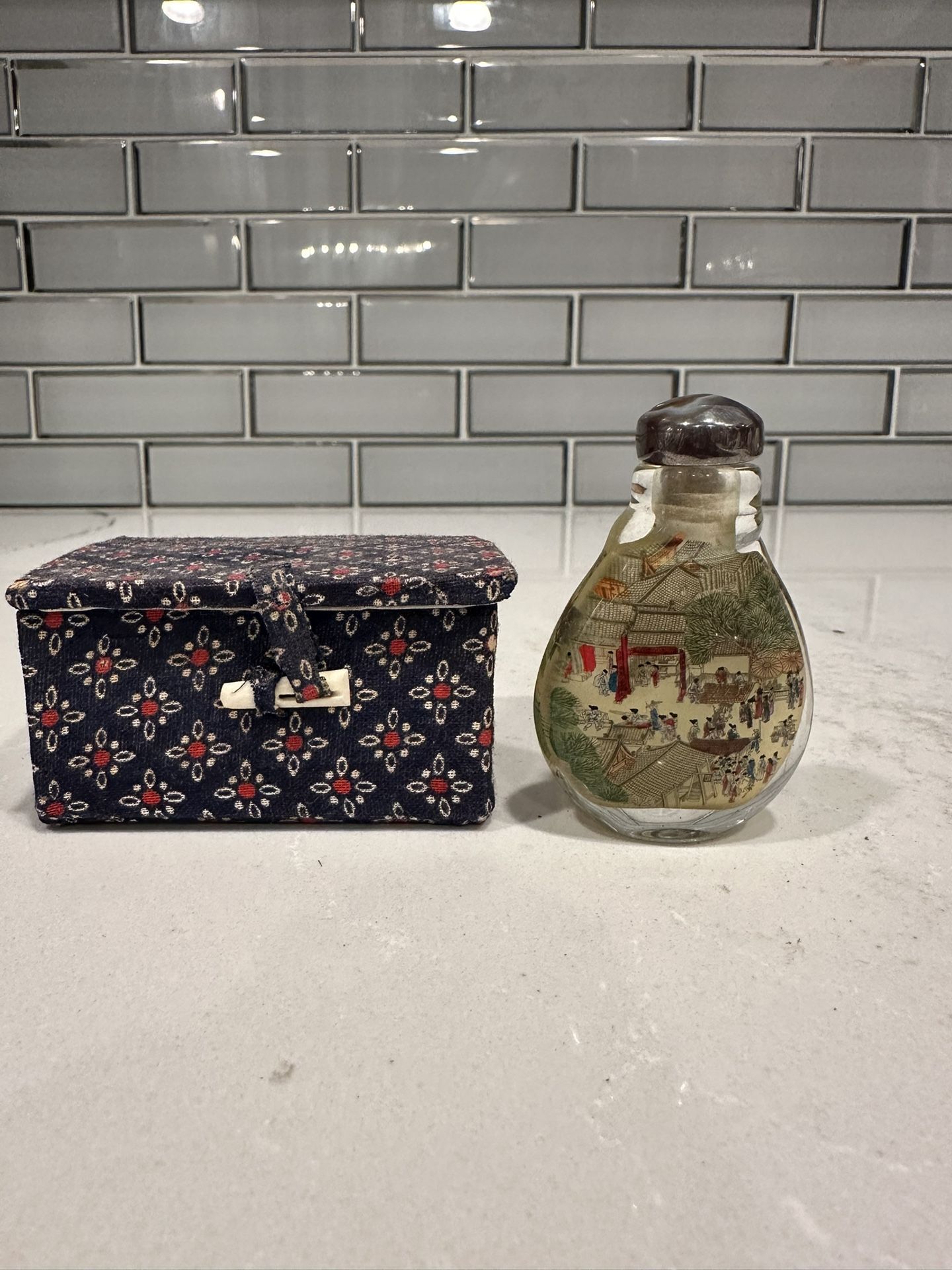 Hand Painted Chinese Glass Snuff Bottle With Scenery Inside - Original Box