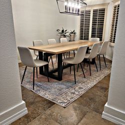 🔥 Beautiful Modern Dining Set ON SALE RIGHT NOW!