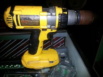 18v Dewalt drill