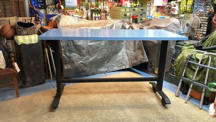 heavy duty rolling table