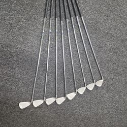Callaway X-18 Irons Complete SET $175 OBO