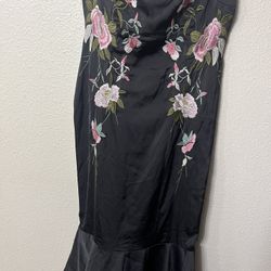 New dress Size Medium