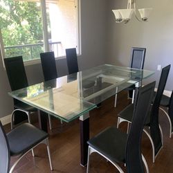 Dining Room Table and 8 Chairs