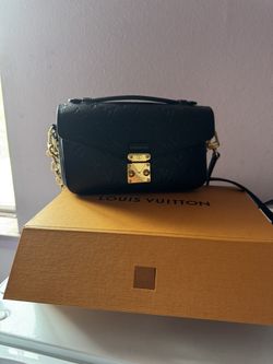 Handbag