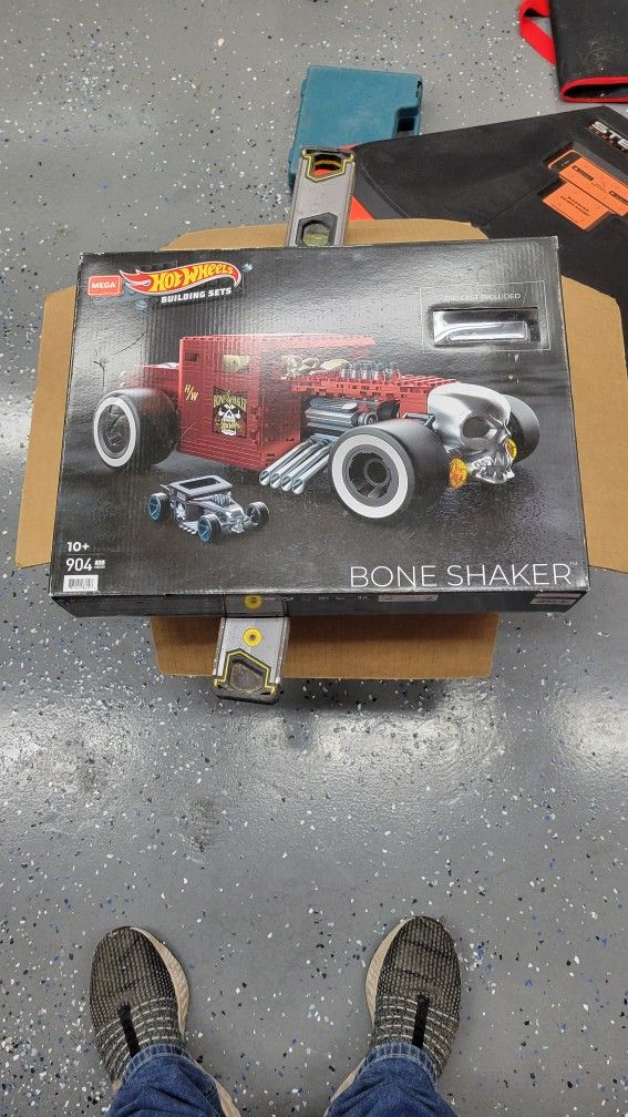 Hot Wheels Bone Shaker Building Set