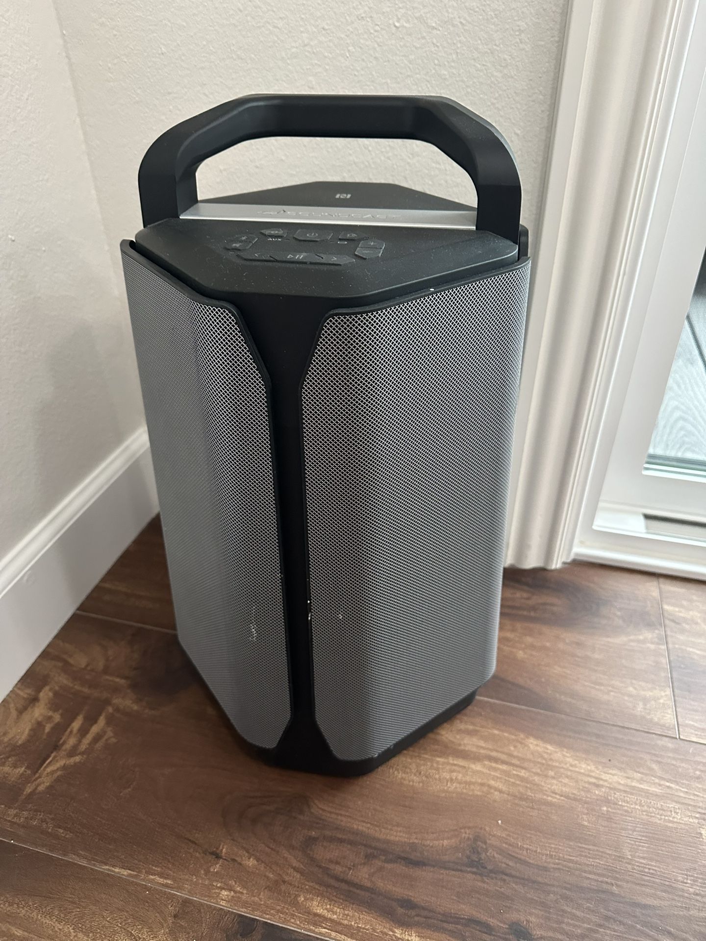 Soundcast VG7 Portable Bluetooth Waterproof Speaker- Free Shipping