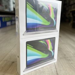 MacBook Pro 13 inch M2 Chip (Latest Model)