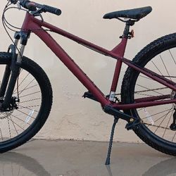 Mongoose 27.5 Mountain Bike