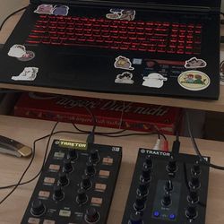 Native instruments Traktor Z1 & X1 MK2 Dj Controller