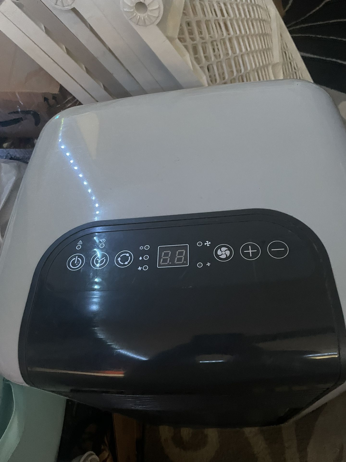 Portable air conditioner