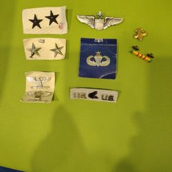Military Pins / War Pins
