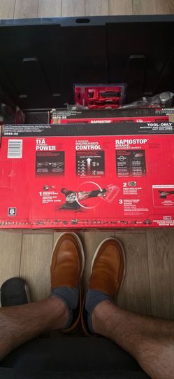 Milwaukee M18 FUEL 4-1/2" / 5" Variable Speed Braking Grinder (Tool-Only)