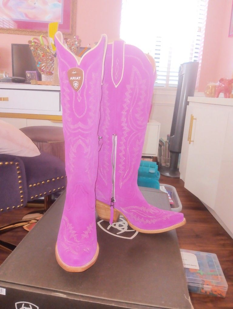 New Women's Ariat Casanova Tall Pink Suede Boots Sz 8.5 $220 OBO 