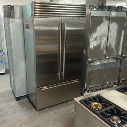 Sub-zero Refrigerator 42” Inch French Door Wolf Microwave Oven 30” Inch Monogram Gas Range 36” Inch Appliances Set