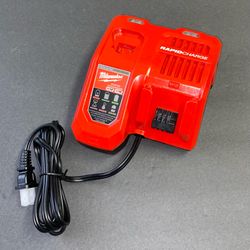 Milwaukee M12 & M18 RAPID CHARGER