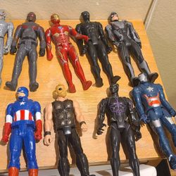 11 AVENGERS ACTION FIGURES