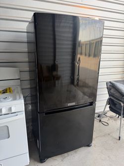 Refrigerator working