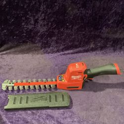 🧰🛠Milwaukee M12 FUEL 8” Brushless Cordless Battery Hedge Trimmer-NEW!(Tool-Only)-$110!🧰🛠