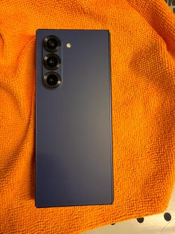 Samsung Galaxy Z Fold6 512GB Navy – Unlocked – Very Good Condition