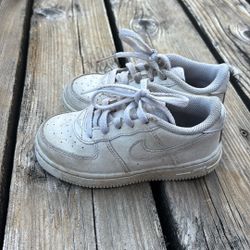 Kids White Air Forces Size 9c