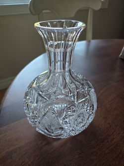 Brilliant Cut Crystal Glass Decanter/ Vase