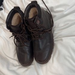 Mens Ugg Boots Size 9