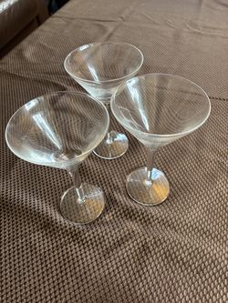 glassware (martini, old fashioned glasses)