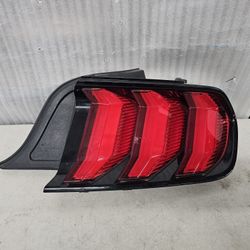 Right Tail Light Ford Mustang 2018 2019 2020 2021 2022 